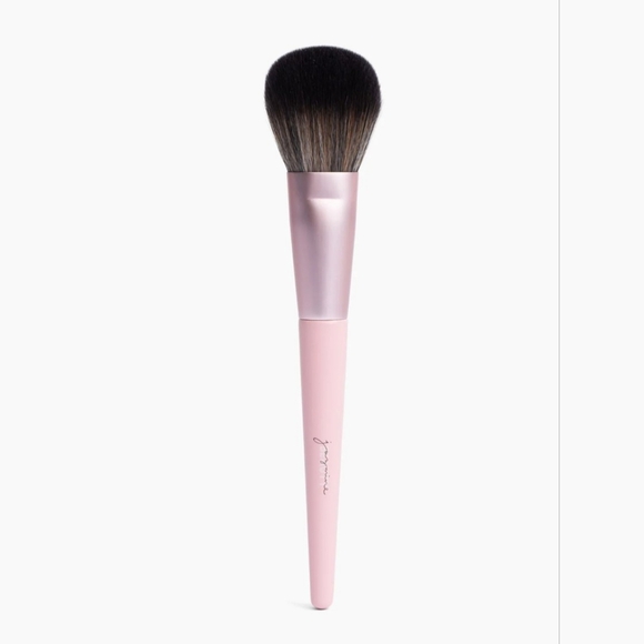 Jazmine Beauty Other - Jazmine Beauty Bronzer Brush